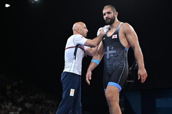 Грузинский борец вольного стиля Гено Петриашвили стал олимпийским чемпионом