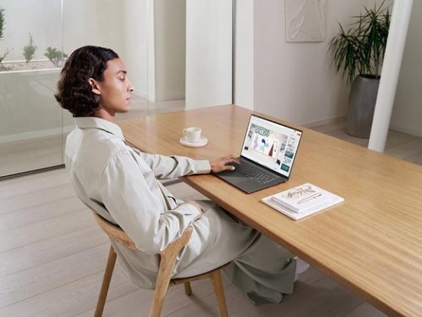 ZenBook S 16: Высокотехнологичный ноутбук для деловых людей