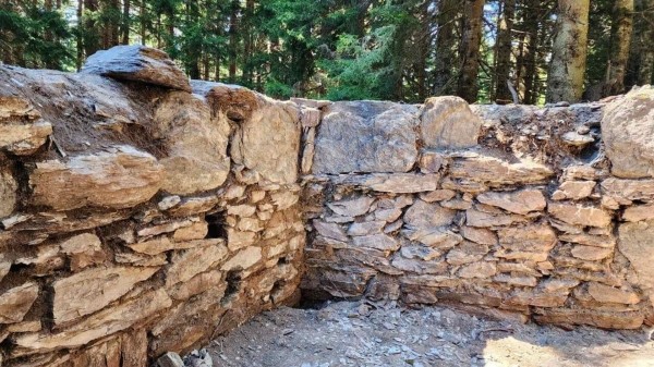 Ранее неизвестный средневековый мегалит в горах Грузии привлек внимание ученых Ранее неизвестный средневековый мегалит в горах Грузии привлек внимание ученых