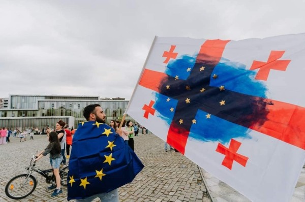 На неформальной встрече глав МИД стран ЕС обсудят ответ на события в Грузии На неформальной встрече глав МИД стран ЕС обсудят ответ на события в Грузии