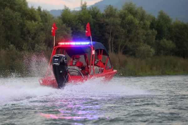 Грузинским спасателям передали шесть новых скоростных катеров