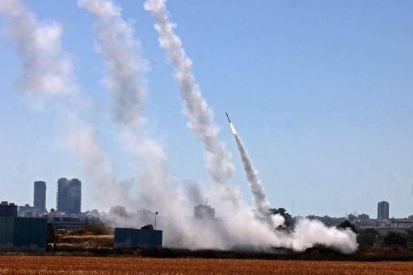 Израиль срочно отзывает своих военнослужащих из отпуска в Грузии и Азербайджане