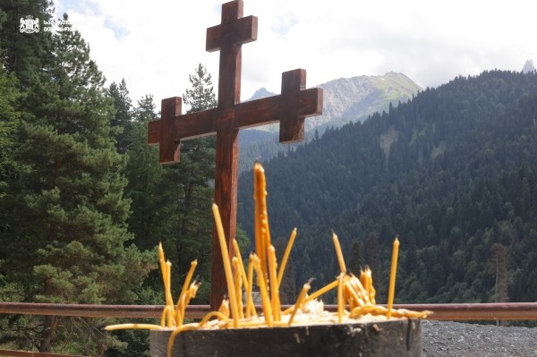 В зоне рачинской трагедии построят церковь – премьер Грузии