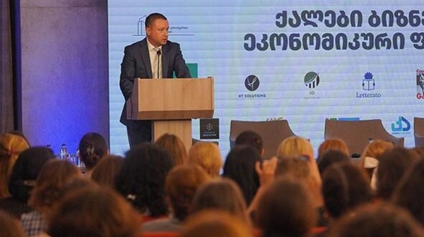 Все больше женщин в Грузии интересуются бизнесом