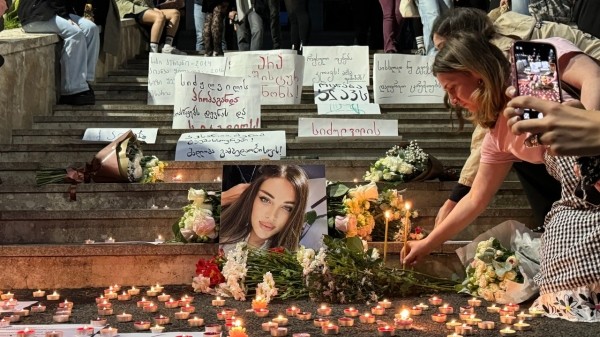 В Тбилиси прошли похороны жестоко убитой Кесарии Абрамидзе В Тбилиси прошли похороны жестоко убитой Кесарии Абрамидзе