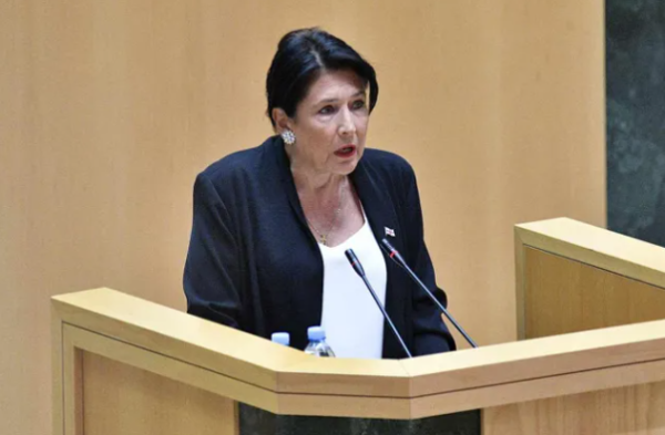 Зурабишвили предложила объединиться перед выборами «Лело» и партии Гахария Зурабишвили предложила объединиться перед выборами «Лело» и партии Гахария