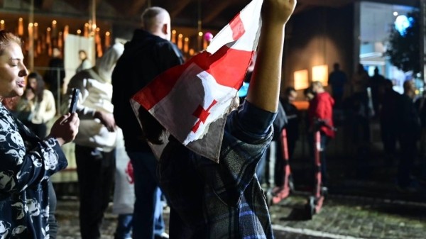 Метро и автобусы будут работать в Тбилиси до поздней ночи из-за матча Грузия-Албания