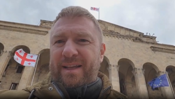 Разыскиваемый США российскмй политтехнолог находился в Тбилиси в день выборов