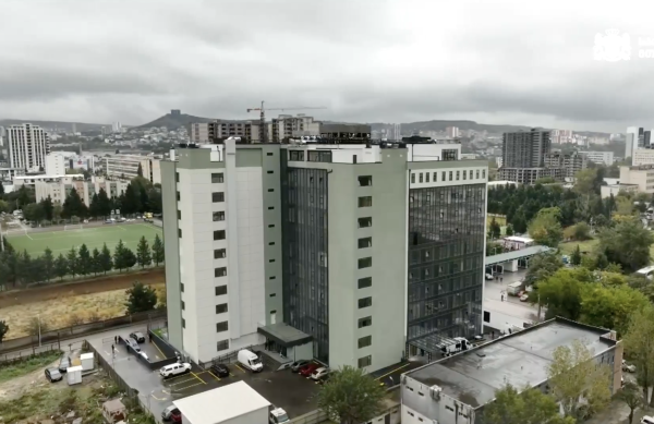 Тбилисская инфекционная больница переехала в новое 11-этажное здание