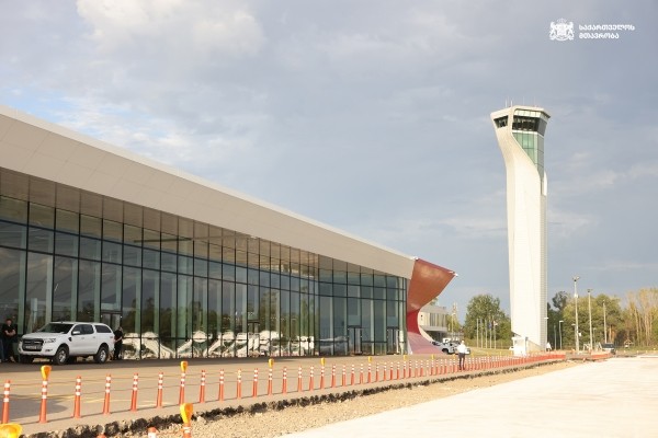 В аэропорту Кутаиси начинают строить новую взлетно-посадочную полосу