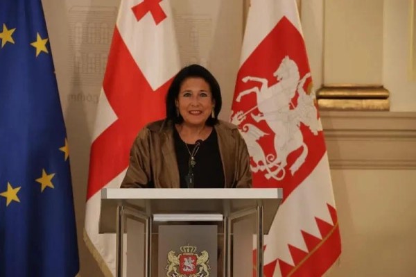 Президент представит т.н. техническое правительство до выборов