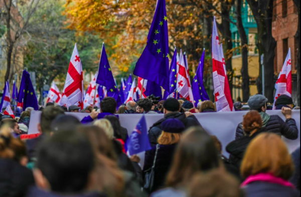 Оппозиция срочно перенесла акцию к зданию Апелляционного суда