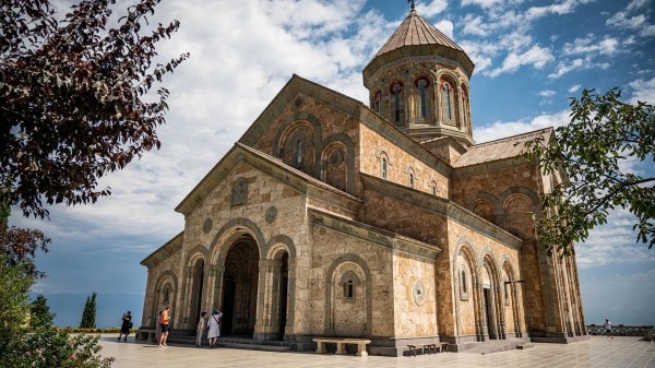 "Кровь чьего ребенка вы хотите пролить?" – архиепископ Яков обратился к президенту Грузии