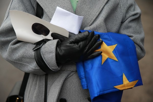 Три оппозиционных партии обратились в ЦИК Грузии для аннулирования своих парламентских списков