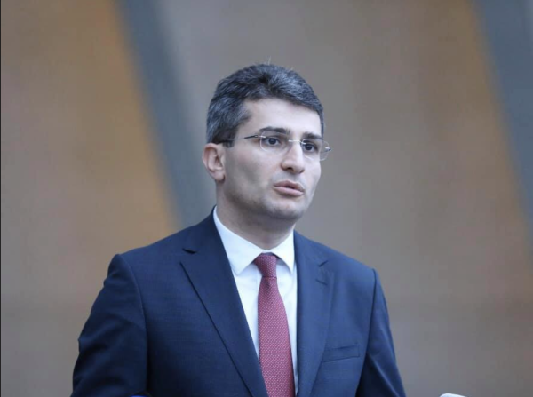 В «Грузинской мечте» заявили что не дадут оппозиции парализовать город