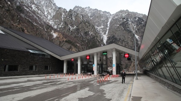 Верхний Ларс сегодня: дорога в Россию открыта