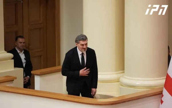 Избирательная коллегия избрала Михаила Кавелашвили на должность президента Грузии Избирательная коллегия избрала Михаила Кавелашвили на должность президента Грузии