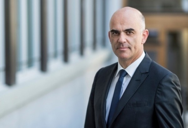 Генсек Совета Европы прибыл в Тбилиси для переговоров с властями и оппозицией