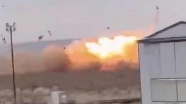 В Казахстане разбился самолет азербайджанской компании AZAL