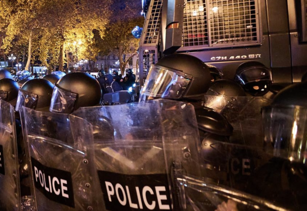 Омбудсмен Грузии призвал прекратить разгон мирного митинга на Руставели