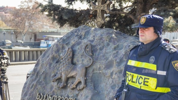 Представитель Грузинской церкви назвал опасным знаком нападение на журналистов Представитель Грузинской церкви назвал опасным знаком нападение на журналистов
