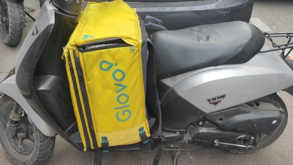 Курьеров доставки GLOVO в Грузии обязали говорить на грузинском языке Курьеров доставки GLOVO в Грузии обязали говорить на грузинском языке