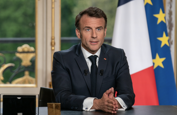 «Европа – это не шантаж»: президент Франции обратился к грузинскому народу