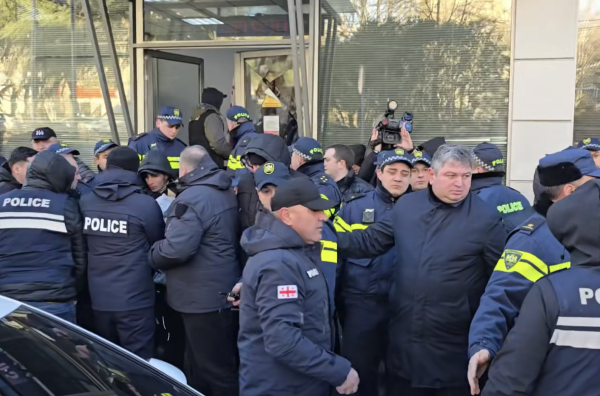 Не менее шести человек задержаны на протестной акции в Тбилиси Не менее шести человек задержаны на протестной акции в Тбилиси