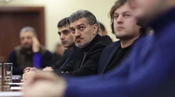Михаил Кавелашвили – Когда в стране бушует стихия, а это, приблизительно, аналогия войны - В такой ситуации есть люди, которые занимаются дезинформацией, что неприемлемо Михаил Кавелашвили – Когда в стране бушует стихия, а это, приблизительно, аналогия войны - В такой ситуации есть люди, которые занимаются дезинформацией, что неприемлемо