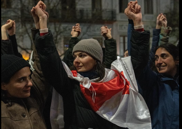 МВД предупредило протестующих о недопустимости перекрытия дорог на выезде из Тбилиси