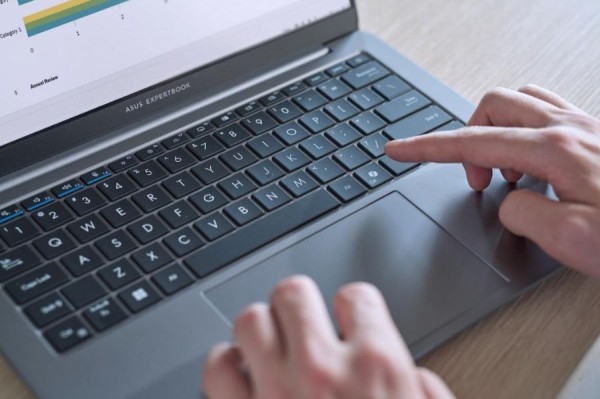 ИИ в действии: как ASUS ExpertBook P5 меняет подход к работе