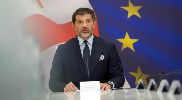 Каха Каладзе – В пасхальные  дни муниципальный транспорт будет обслуживать граждан бесплатно и в продленном режиме