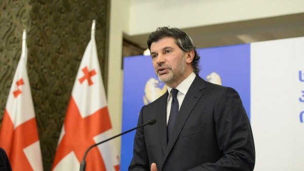 Мэрия Тбилиси завершила масштабное обновление площади Героев