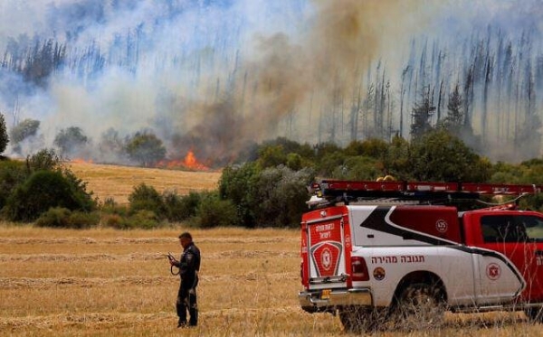 Огонь приближается к населенным пунктам, на улицах паника - сильный пожар бушует недалеко от Иерусалима: страны готовятся оказать помощь (фото/видео) Огонь приближается к населенным пунктам, на улицах паника - сильный пожар бушует недалеко от Иерусалима: страны готовятся оказать помощь (фото/видео)