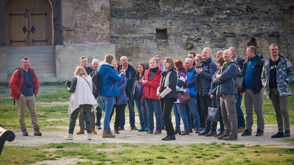 Обязательная регистрация гидов в Грузии вновь отложена