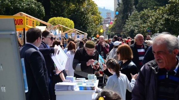 "Батумоба 2025" – жители и гости Батуми отмечают День города "Батумоба 2025" – жители и гости Батуми отмечают День города