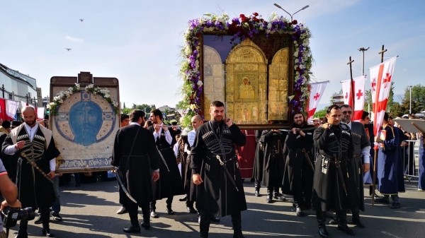 День святости семьи и уважения к родителям отмечают в Грузии