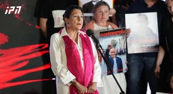 Саломе Зурабишвили – Никто не собирается идти на местные выборы, если они будут по правилам „Грузинской мечты“- Выборы должны быть сначала парламентскими, а затем – местными или пройти вместе Саломе Зурабишвили – Никто не собирается идти на местные выборы, если они будут по правилам „Грузинской мечты“- Выборы должны быть сначала парламентскими, а затем – местными или пройти вместе