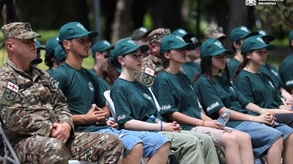 "Армейский лагерь" 2025 – первые лица Грузии рассказали школьникам о приоритетах проекта "Армейский лагерь" 2025 – первые лица Грузии рассказали школьникам о приоритетах проекта