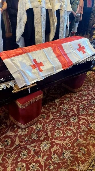 В Киеве почтили и проводили на родину скончавшегося в Украине грузинского бойца Вано Надирадзе (фото/видео)