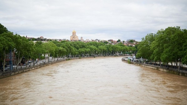 Паромы и катера в реках, водохранилищах и озерах Грузии будут штрафовать за нарушения