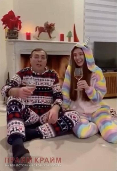 «Воры в законе» больше не скрывают вторых половинок: некоторые женились на грузинских красавицах — что пишут СМИ «Воры в законе» больше не скрывают вторых половинок: некоторые женились на грузинских красавицах — что пишут СМИ