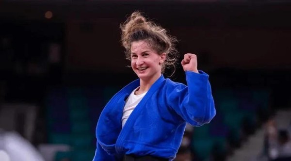 Этер Липартелиани стала первой грузинкой, выигравшей чемпионат мира Этер Липартелиани стала первой грузинкой, выигравшей чемпионат мира