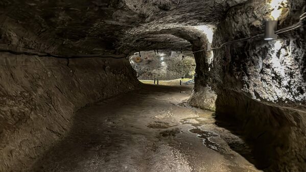 Достопримечательности Грузии: древний пещерный город Вардзия – фото