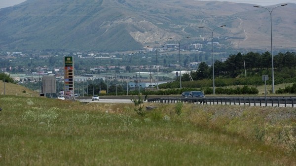 Трассы Грузии очистят от незаконных построек – глава Мининфраструктуры