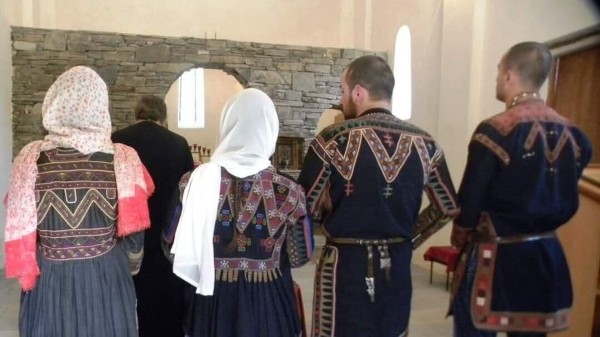 Традиция хевсурской вышивки - "начрела" обрела статус культурного наследия Грузии Традиция хевсурской вышивки - "начрела" обрела статус культурного наследия Грузии