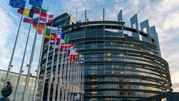Европарламент – Грузия не сможет присоединиться к Евросоюзу, пока её правительство не сменит авторитарный курс Европарламент – Грузия не сможет присоединиться к Евросоюзу, пока её правительство не сменит авторитарный курс