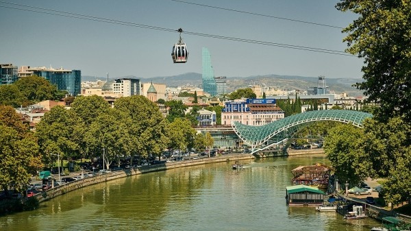 Въезды в Тбилиси оформят по-новому:  мэрия объявила прием эскизов