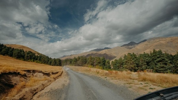 Один из участков трассы на западе Грузии закроют для грузовиков
