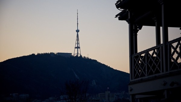 Тбилиси начнет программу по замене исторических аварийных зданий с 2026 года Тбилиси начнет программу по замене исторических аварийных зданий с 2026 года